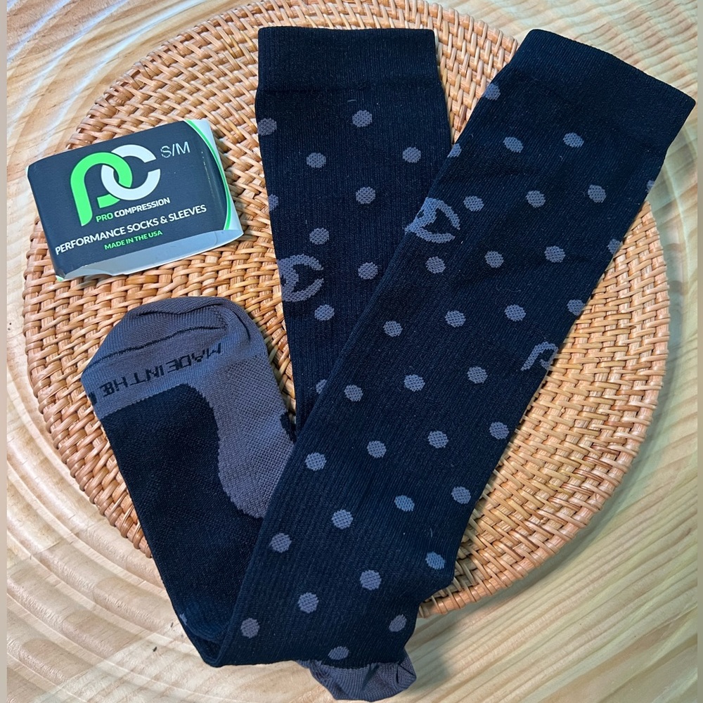 NWT- Procompression Polka Dots- Unisex Size S/M